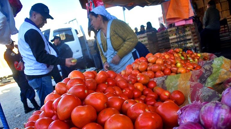 Pese a la inflación, el INE dice que los precios del 43% de productos de la canasta básica están estables