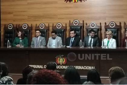 Gobierno desahucia ley aprobada por el Senado para cesar a autoprorrogados del TCP y TSJ